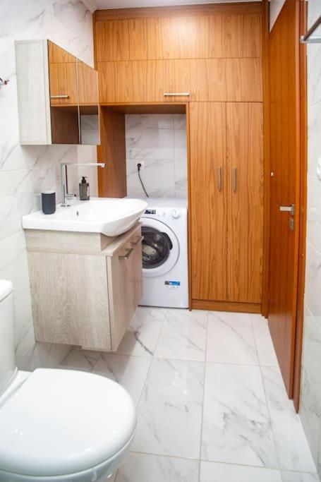 Studio Apartment With All Amenities In Kolonaki Ateny Zewnętrze zdjęcie