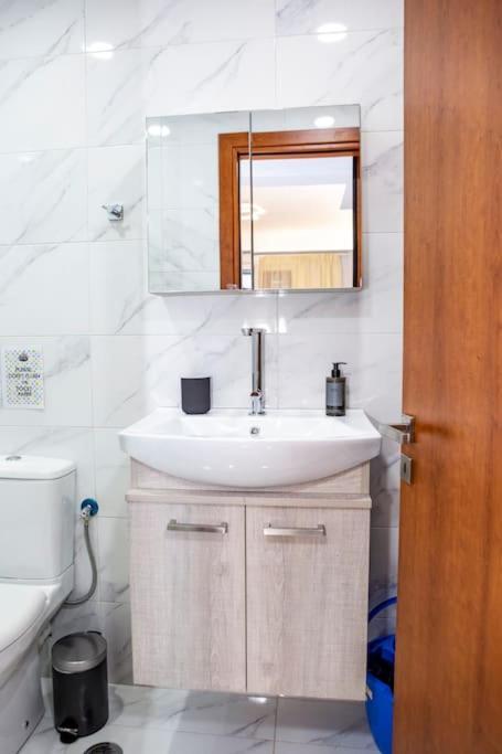 Studio Apartment With All Amenities In Kolonaki Ateny Zewnętrze zdjęcie
